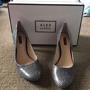 Alex Marie 3" heels. Size 8M.